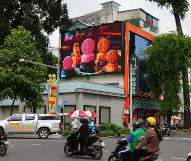 THE 350F TRÊN CHUỖI MÀN HÌNH LED CỦA VESC