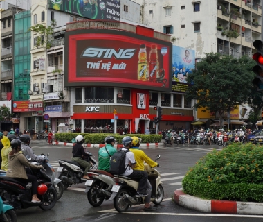 CHIẾN DỊCH MÀN HÌNH LED - STING 