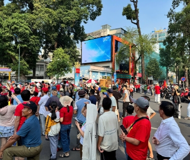 CHIẾN DỊCH  MÀN HÌNH LED -  Sự kiện diễu binh diễu hành mừng Đại lễ 30/04