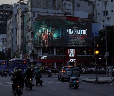 CHIẾN DỊCH MÀN HÌNH LED - PHIM NHÀ HAI CHỦ