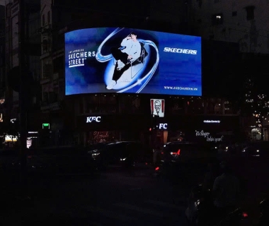 CHIẾN DỊCH  MÀN HÌNH LED - SKECHERS