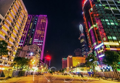 QUẢNG CÁO NGOÀI TRỜI TẠI VIỆT NAM NĂM 2025 - XU HƯỚNG LÊN NGÔI THỜI ĐẠI SỐ  QUẢNG CÁO NGOÀI TRỜI TẠI VIỆT NAM NĂM 2025 - XU HƯỚNG LÊN NGÔI THỜI ĐẠI SỐ