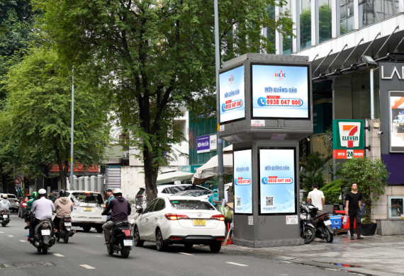 14. Panel Quảng Cáo Trạm Thánh Tôn