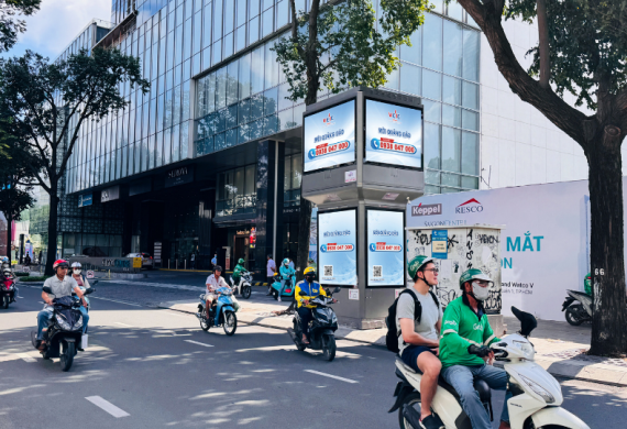 21. Panel Quảng Cáo Trạm Hỏa Xa 2