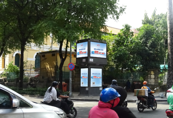 33. Panel Quảng Cáo Trạm Quốc Tế 2