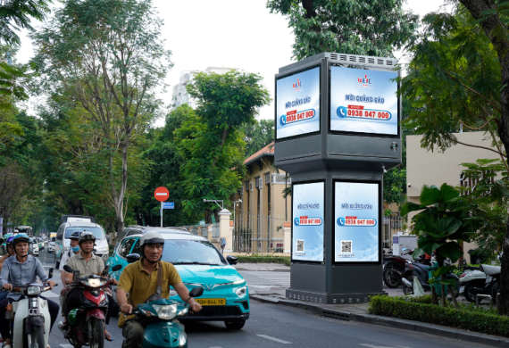 42. Panel Quảng Cáo Trạm Thời Nhiệm 3