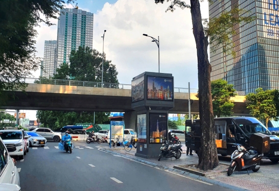 11. Panel Quảng Cáo Trạm Thánh Tôn 2