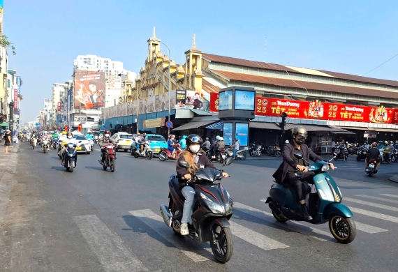 34. Panel Quảng Cáo Trạm Bà Trưng 312