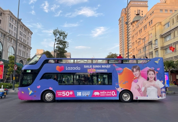 Quảng Cáo Trên Xe Buýt 2 Tầng