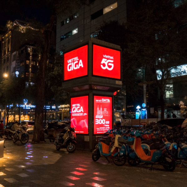 CHIẾN DỊCH QUẢNG CÁO HỘP ĐÈN (E-TOWER) PANEL - VIETTEL - GIGA 5G DIỆN MẠO MỚI
