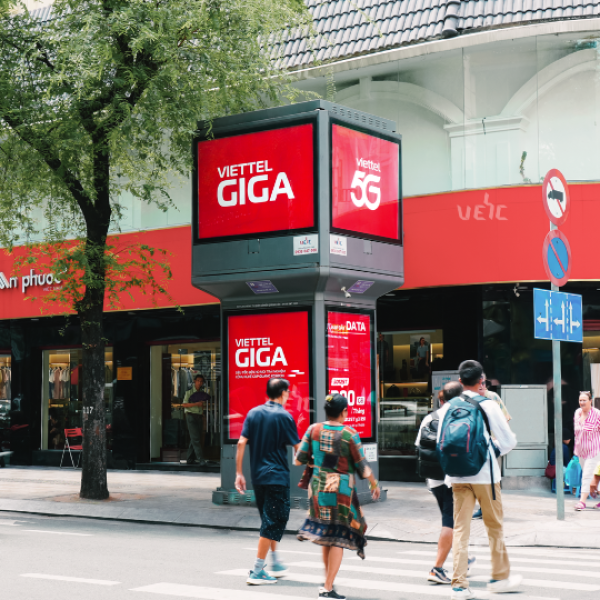 CHIẾN DỊCH QUẢNG CÁO HỘP ĐÈN (E-TOWER) PANEL - VIETTEL - GIGA 5G DIỆN MẠO MỚI