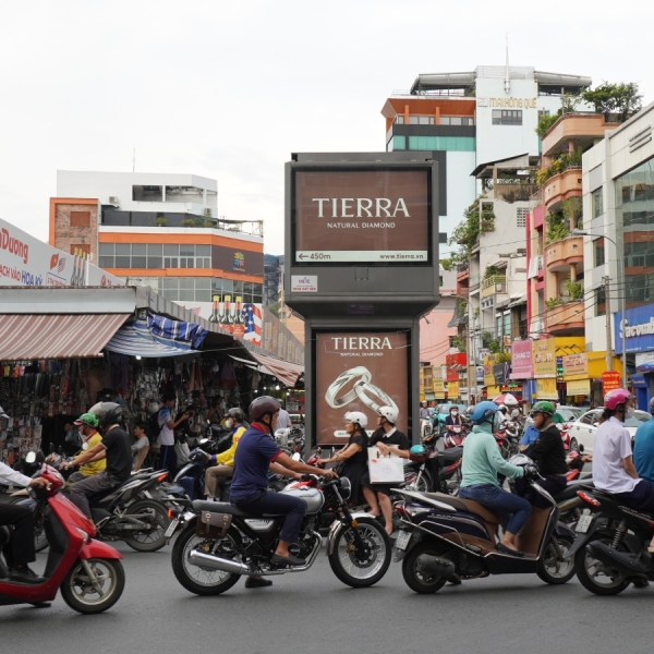 CHIẾN DỊCH HỘP ĐÈN PANEL - TIERRA 