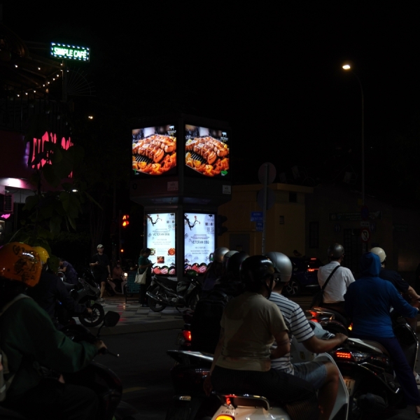 CHIẾN DỊCH HỘP ĐÈN PANEL - VETERAN 