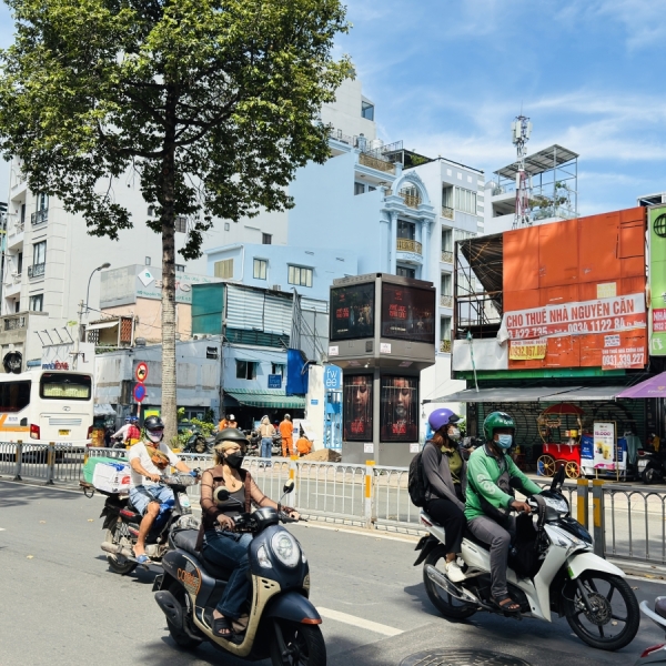 CHIẾN DỊCH HỘP ĐÈN E - TOWER PANEL - PHIM CÔ DÂU MA 