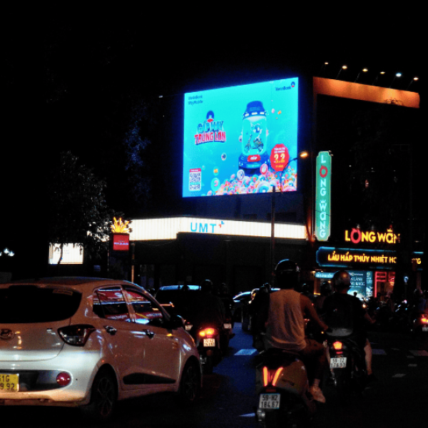 CHIẾN DỊCH MÀN HÌNH LED - NGÂN HÀNG VIETINBANK